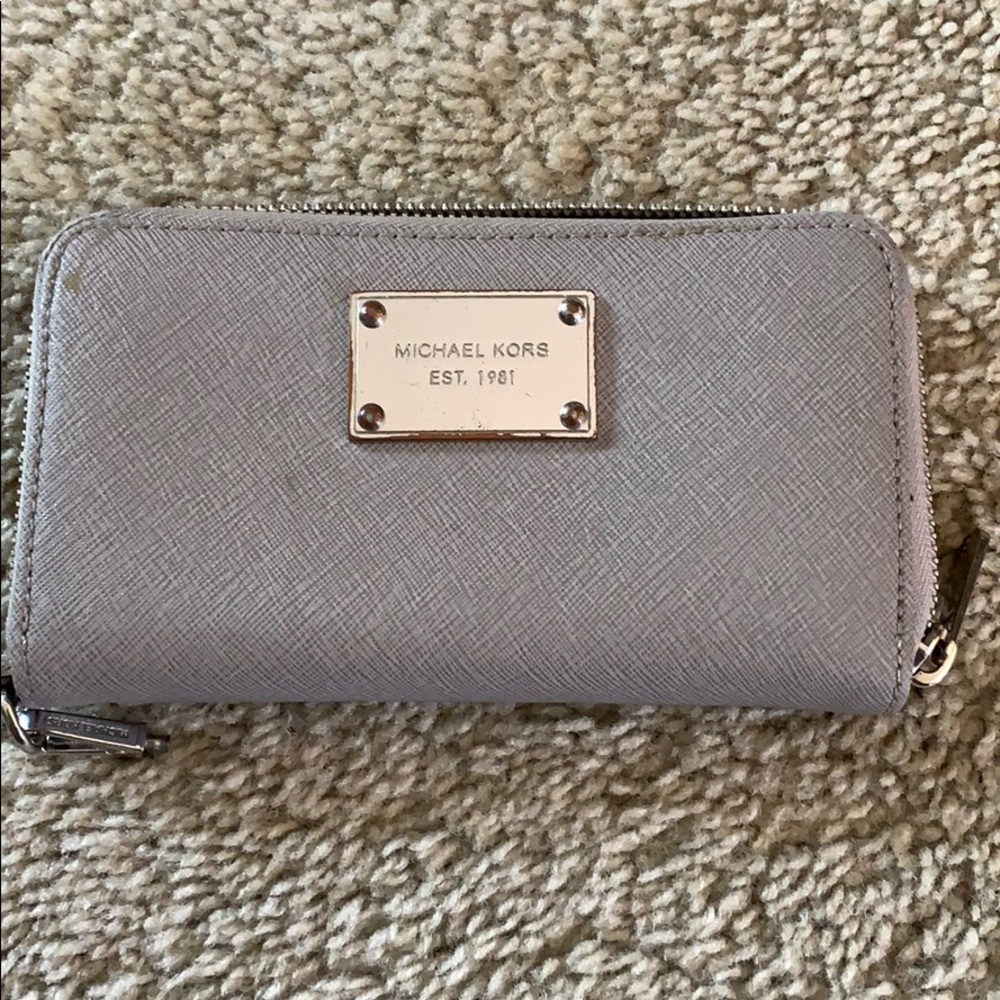 Michael Kors wristlet